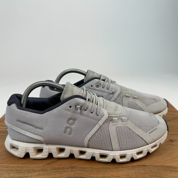 Mens On Cloud 5 Gray Athletic Gym Road Running Sneakers Shoes Size 9 M GUC - Picture 1 of 9